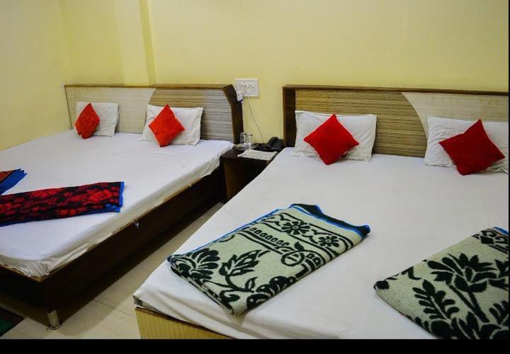 Hotel Bholenath Ujjain Exteriör bild