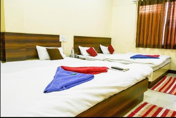 Hotel Bholenath Ujjain Exteriör bild